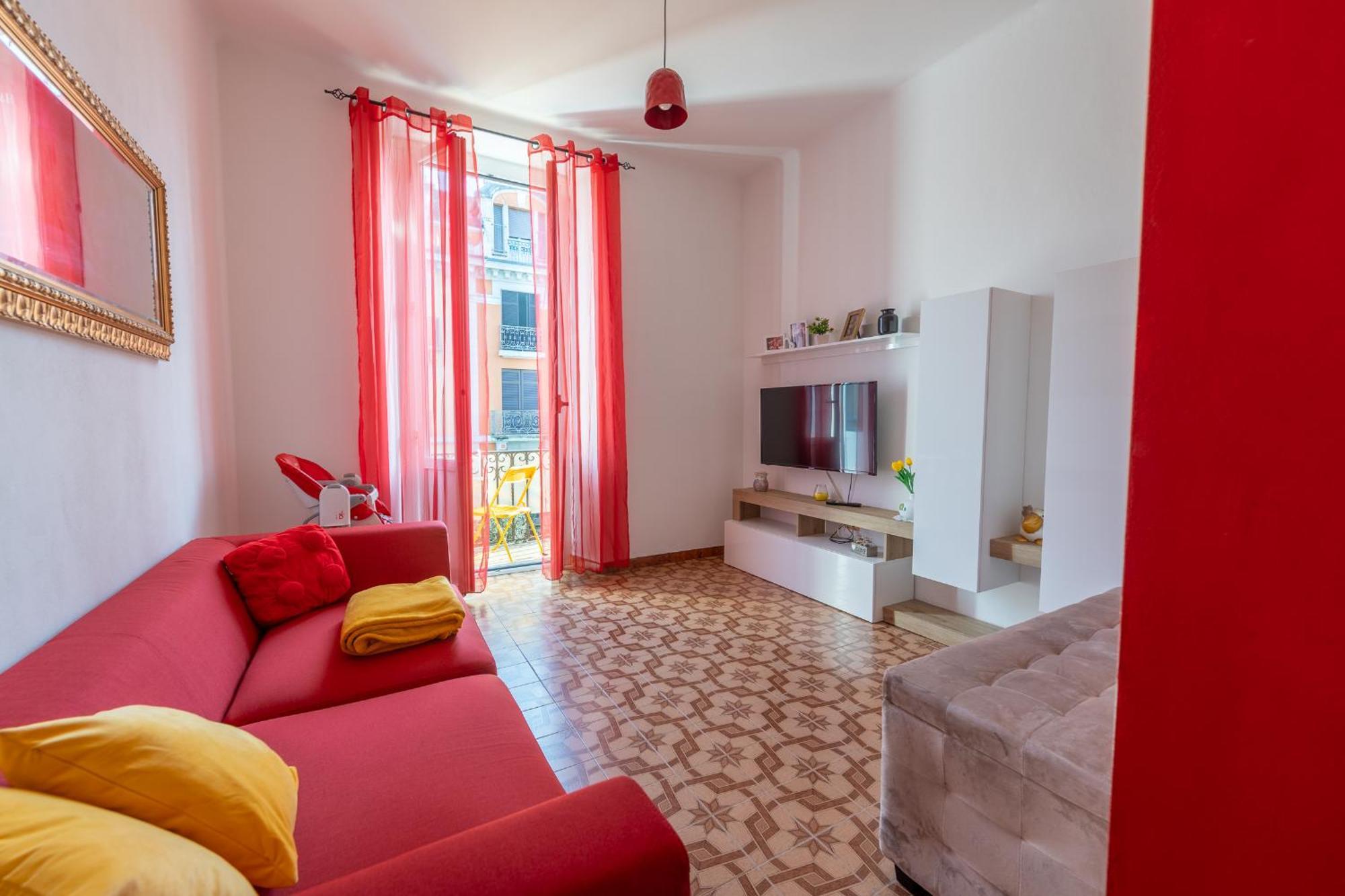 Casa Vacanza Dimora Vincenza Луино Экстерьер фото