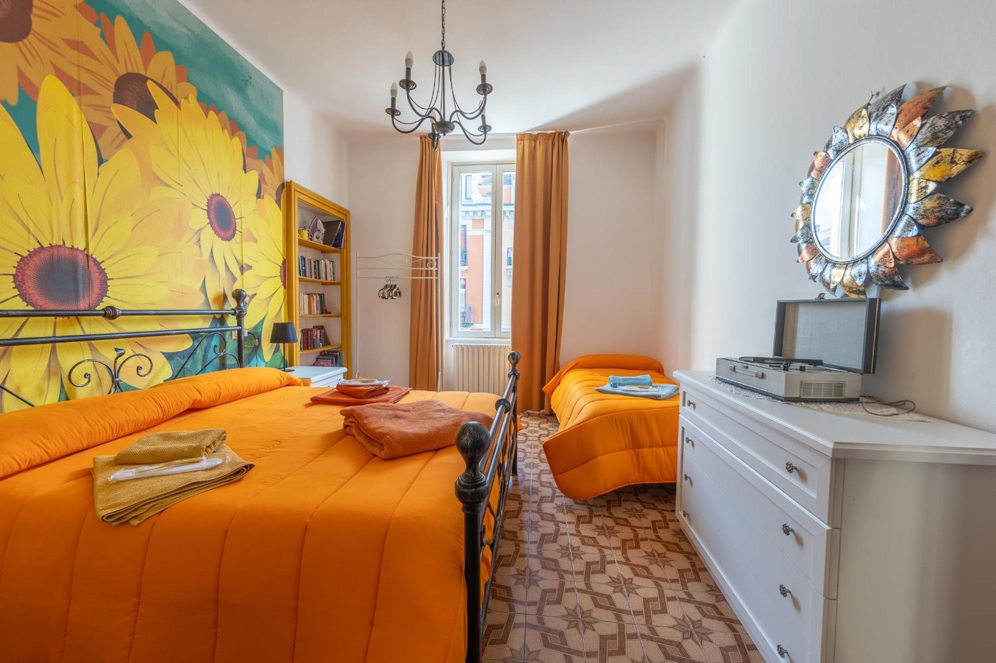 Casa Vacanza Dimora Vincenza Луино Экстерьер фото